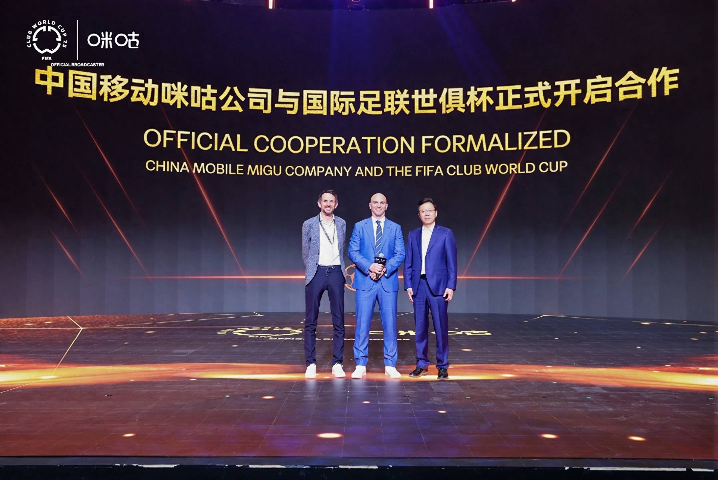阿根廷球星转投亚洲豪门，签约三年的简单介绍