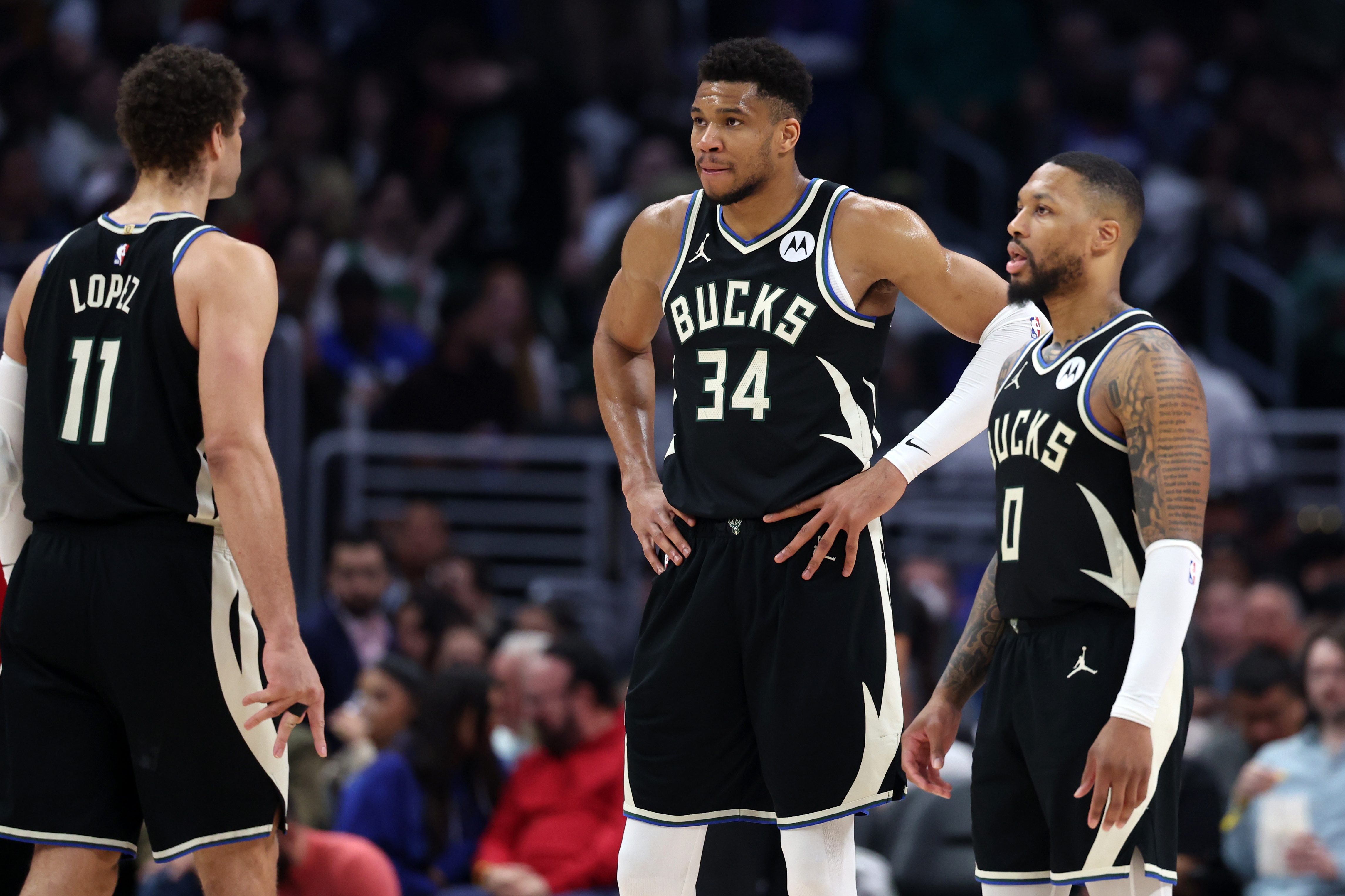 开云体育在线登录-关于雄鹿击败篮网，安特托昆博暴扣惊呆全场的信息