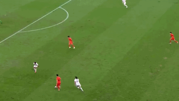 包含广州富力连败，进攻疲软局面严峻的词条