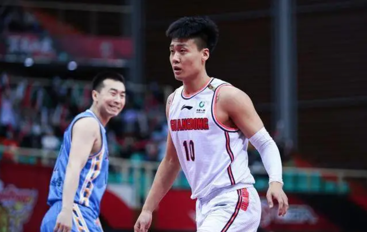 广东华南队客场逆转，险胜卫冕冠军的简单介绍