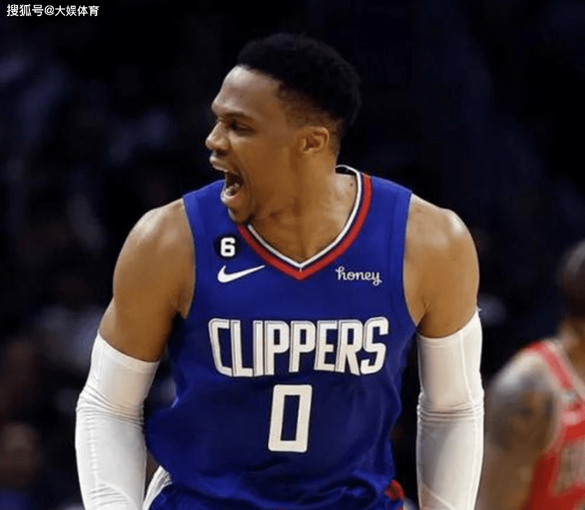 包含科威特队员以准确三分球力挽狂澜的词条