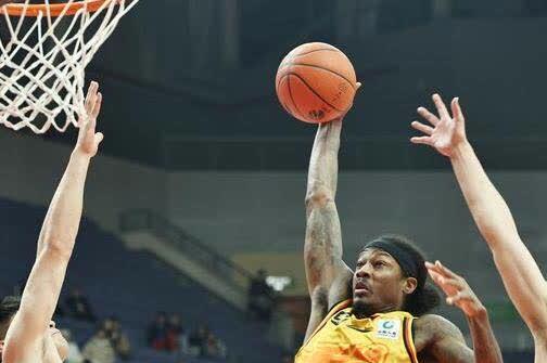 湖南队主场豪取胜利,喜迎连胜 湖南队主场豪取胜利,喜迎连胜