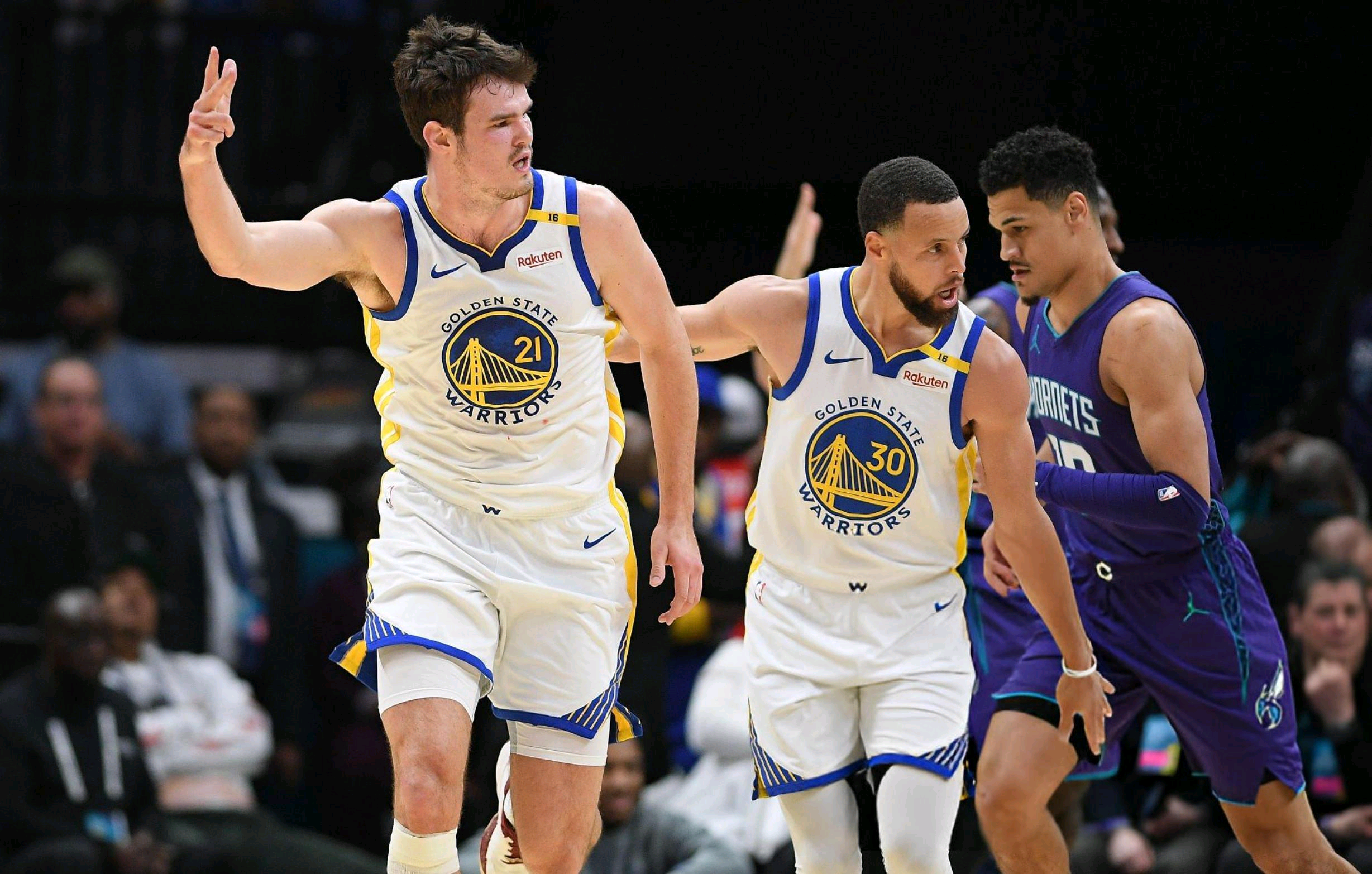 帕特尔首秀大爆发,勇士豪取胜利 帕特尔首秀大爆发,勇士豪取胜利