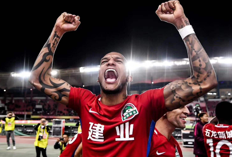 江西绿城击败河南建业,向胜利进发 江西绿城击败河南建业,向胜利进发