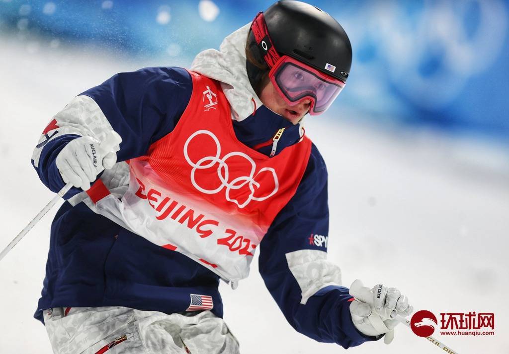 包含美国队在雪地运动中获得好成绩的词条